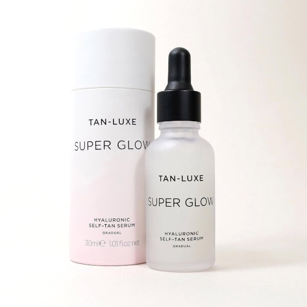 Tan-Luxe Tan-Luxe Super Glow Hyaluronic Self-Tan Siero 30ml Economico