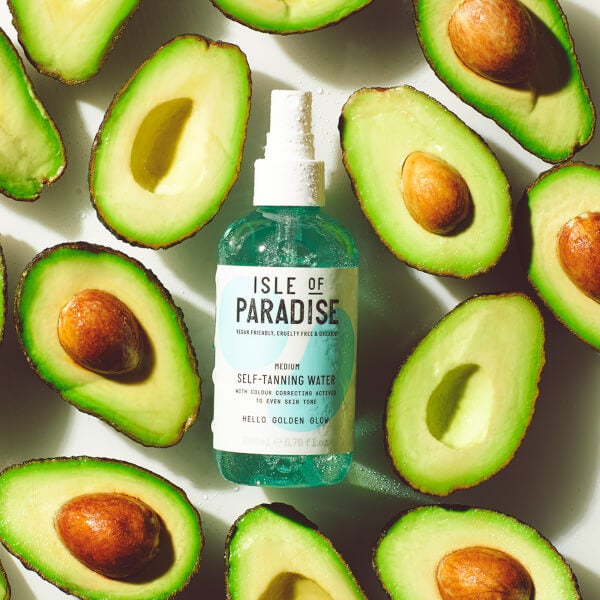 Isle of Paradise Isle of Paradise Self-Tanning Water - Medium 200ml 2025