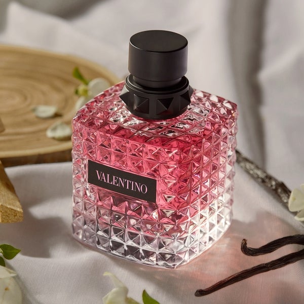 Valentino Valentino Born in Roma Donna Eau de Parfum for Her 30ml Esporta salva