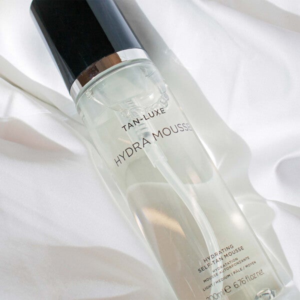 Tan-Luxe Tan-Luxe Hydra Mousse Hydrating Self-Tan Mousse 200ml - Light 50% di sconto con spedizione gratuita