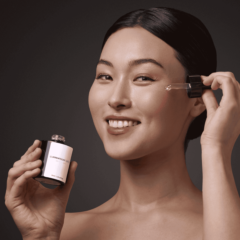 CurrentBody Skin Siero al Tè verde 30ml 2025