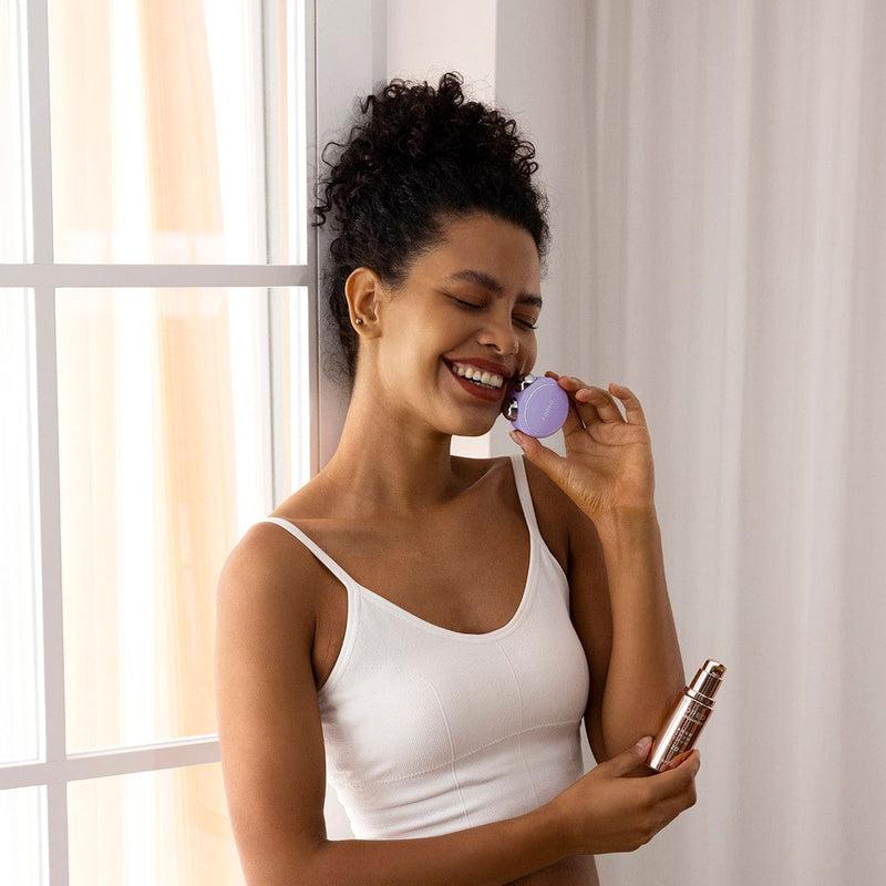 FOREO Dispositivo tonificante a microcorrente BEAR 2 go Presa