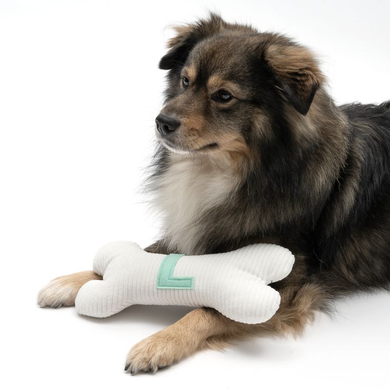 Bitiba Osso di peluche TIAKI con lettera “L” Spedizione Gratuita
